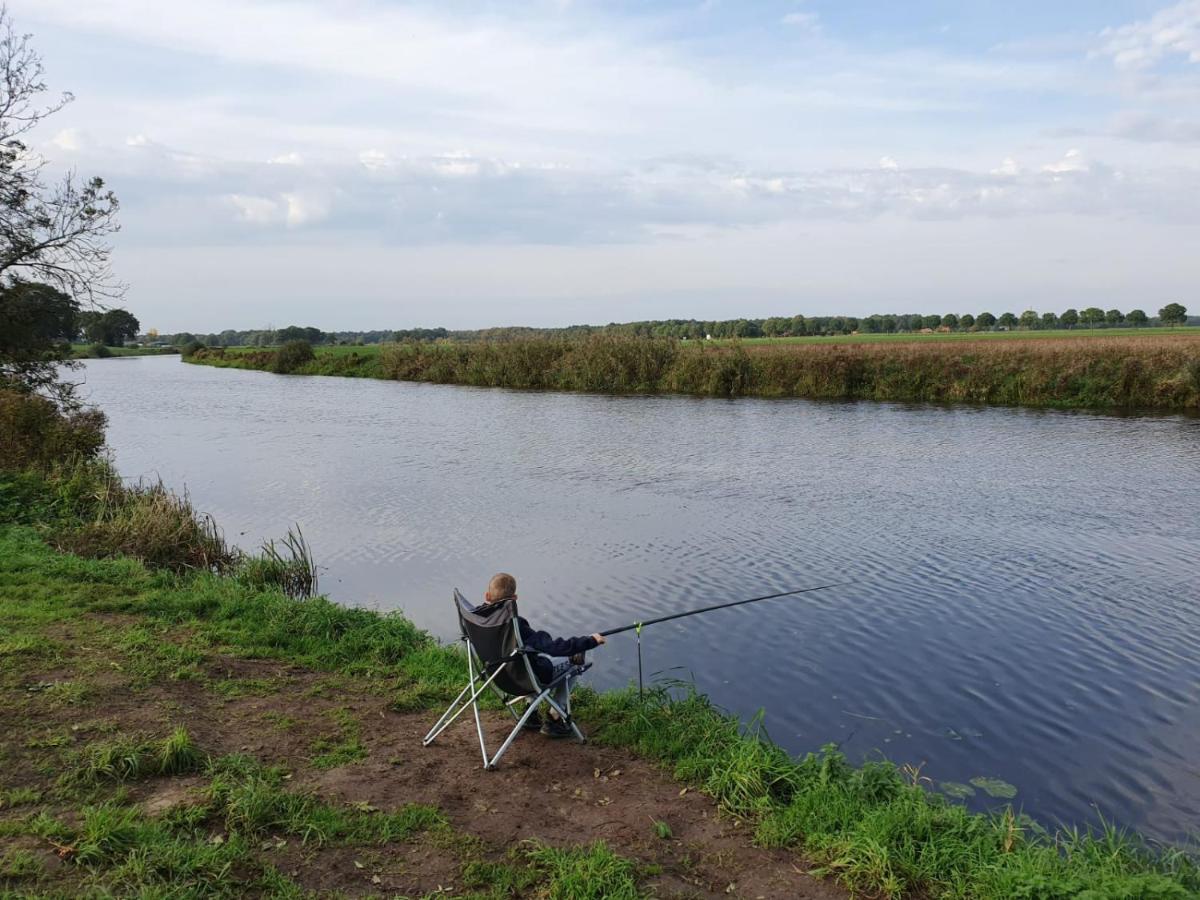 Vakantiehuis De Veldhoen Vrijgelegen Nabij De Rivier De Vecht Beerze Exteriér fotografie